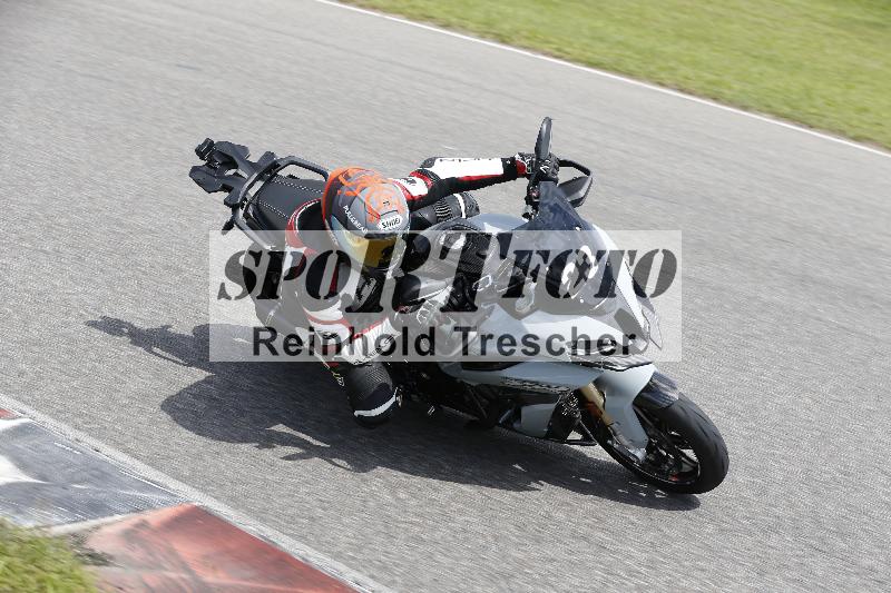 /Archiv-2024/29 12.06.2024 MOTO.CH Track Day ADR/Gruppe gelb/23